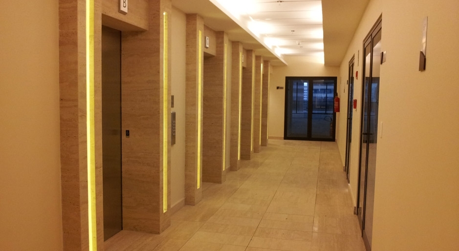 Foto do hall de elevadores do pavimento